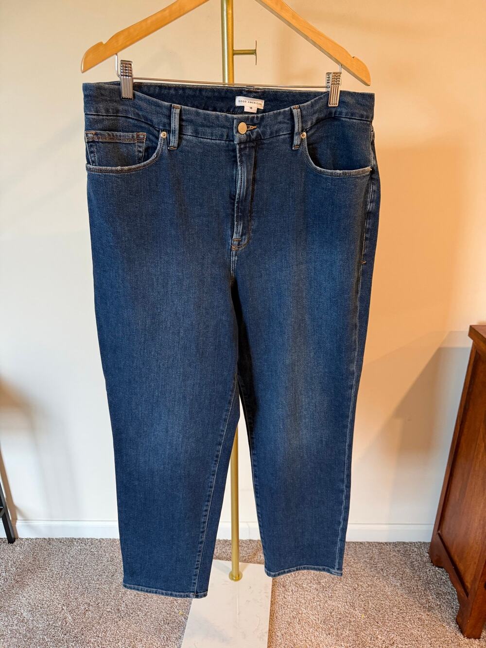 Good American Jeans Women's 16 Blue Denim Medium Wash 5-Pockets Straight Outdoor